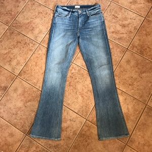 Mother 27 The Runway Weekender blue denim jeans